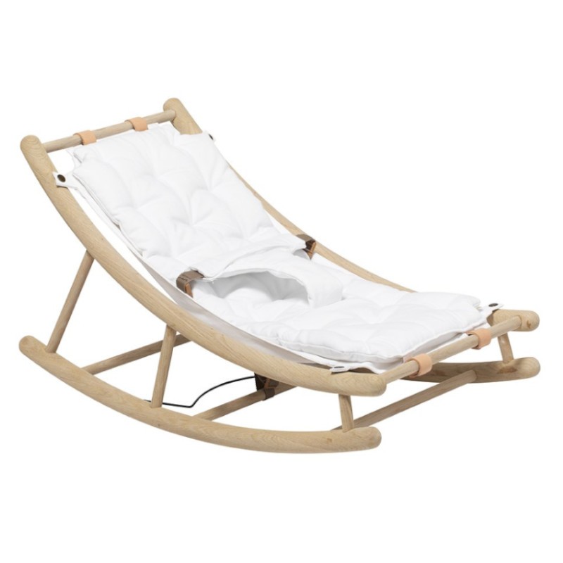 Chaise style scandinave enfant blanche et chêne