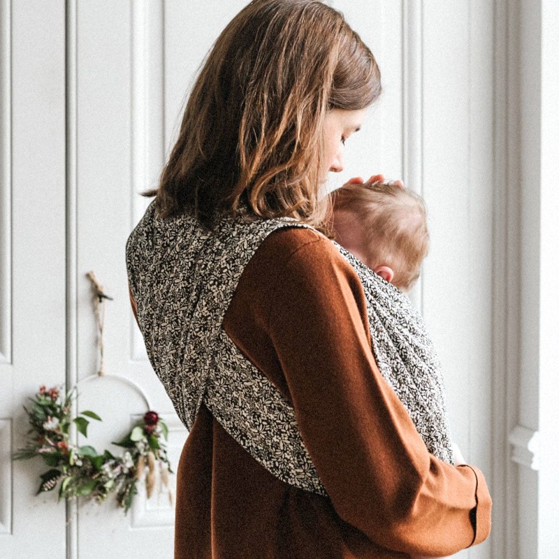 Porte Bebe Studio Romeo X Tartine Et Chocolat Les Enfants Reveurs