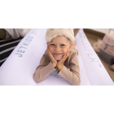 Matelas de voyage gonflable Cloud Slepper I Stokke I Les Enfants Rêveurs